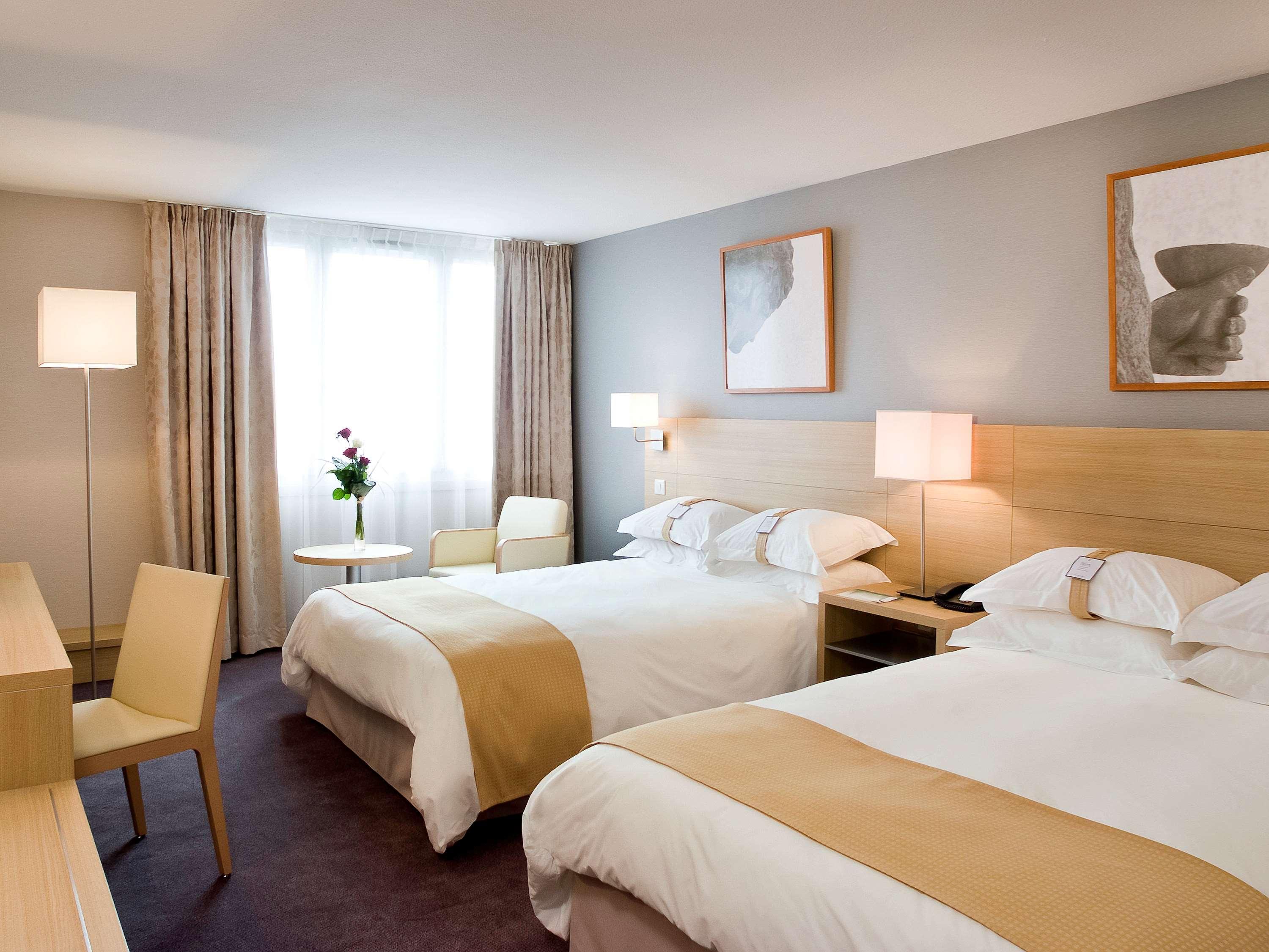 Mercure Paris Velizy Экстерьер фото