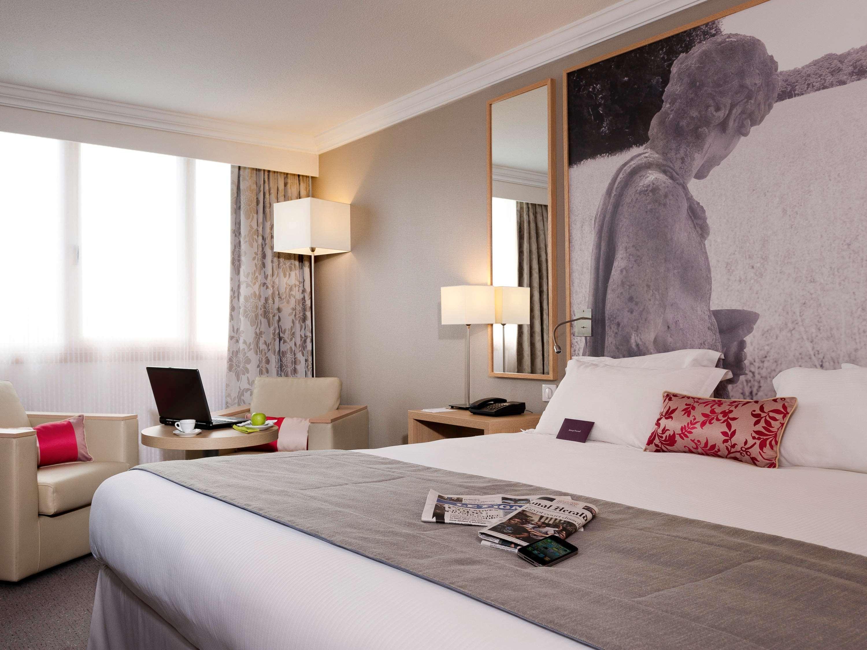 Mercure Paris Velizy Экстерьер фото