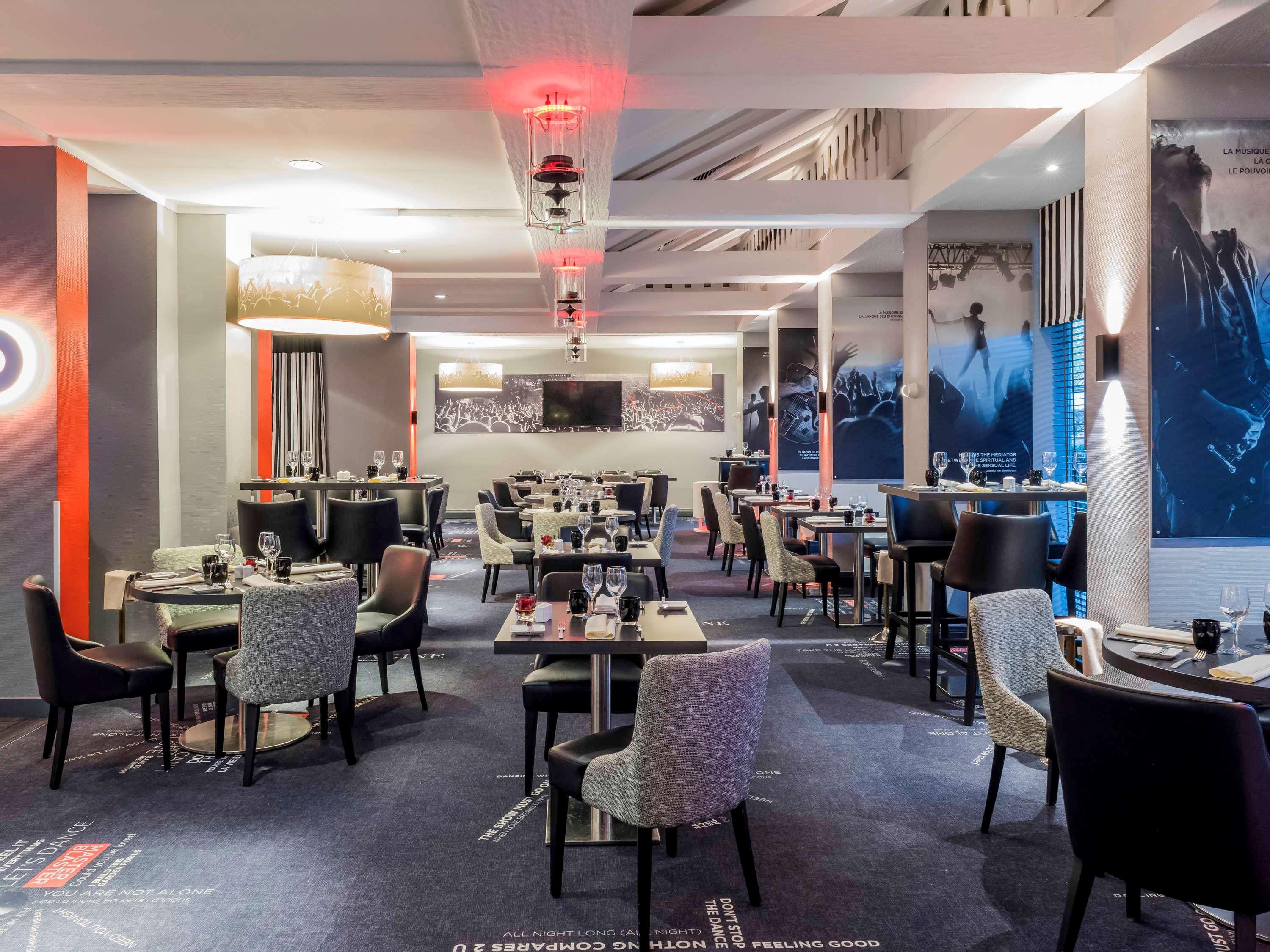 Mercure Paris Velizy Экстерьер фото